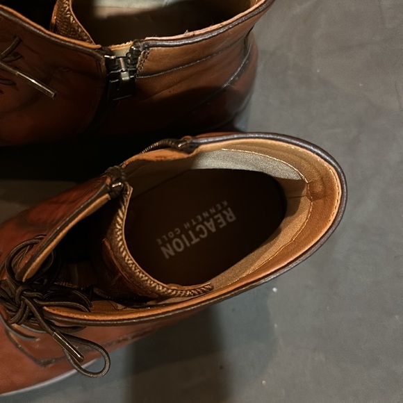 Kenneth Cole Reaction boots size 10.5 - Picture 4 of 5